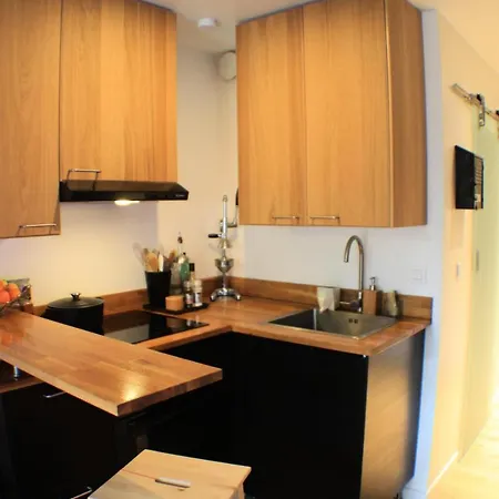 Апартаменты Studio 4 Pers. Proche Plage 69608 *